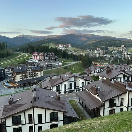 Chalet Mountain 4* *