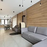 Mountain 4*