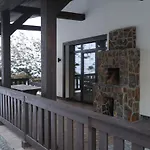 Mountain 4*